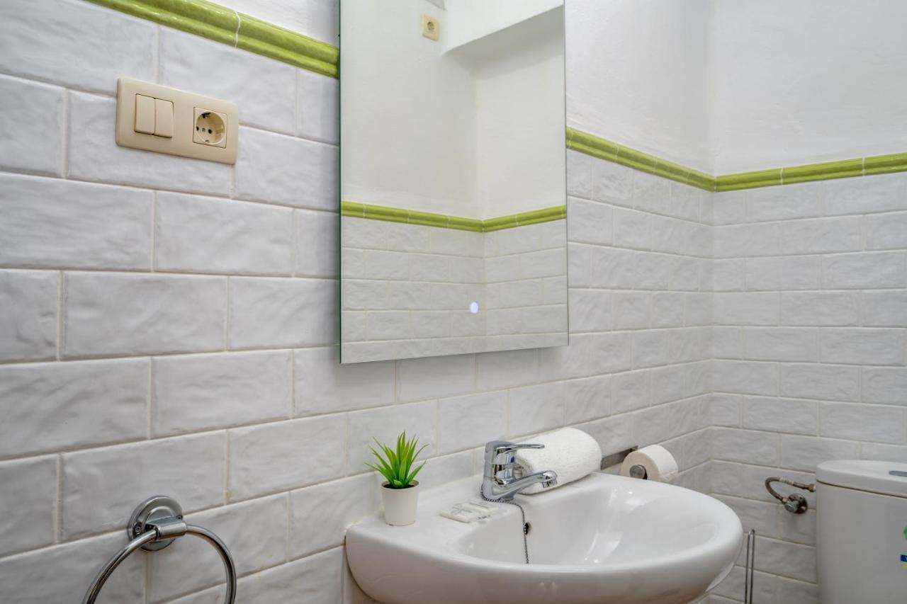 Апартаменты Spacious Flat In The Heart Of Torremolinos Ref 39 Экстерьер фото